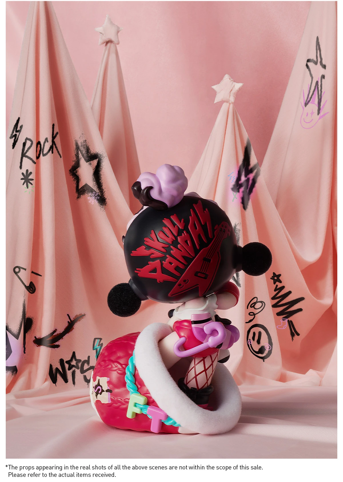 SKULLPANDA The Stocking Surprise Figure - Image 15