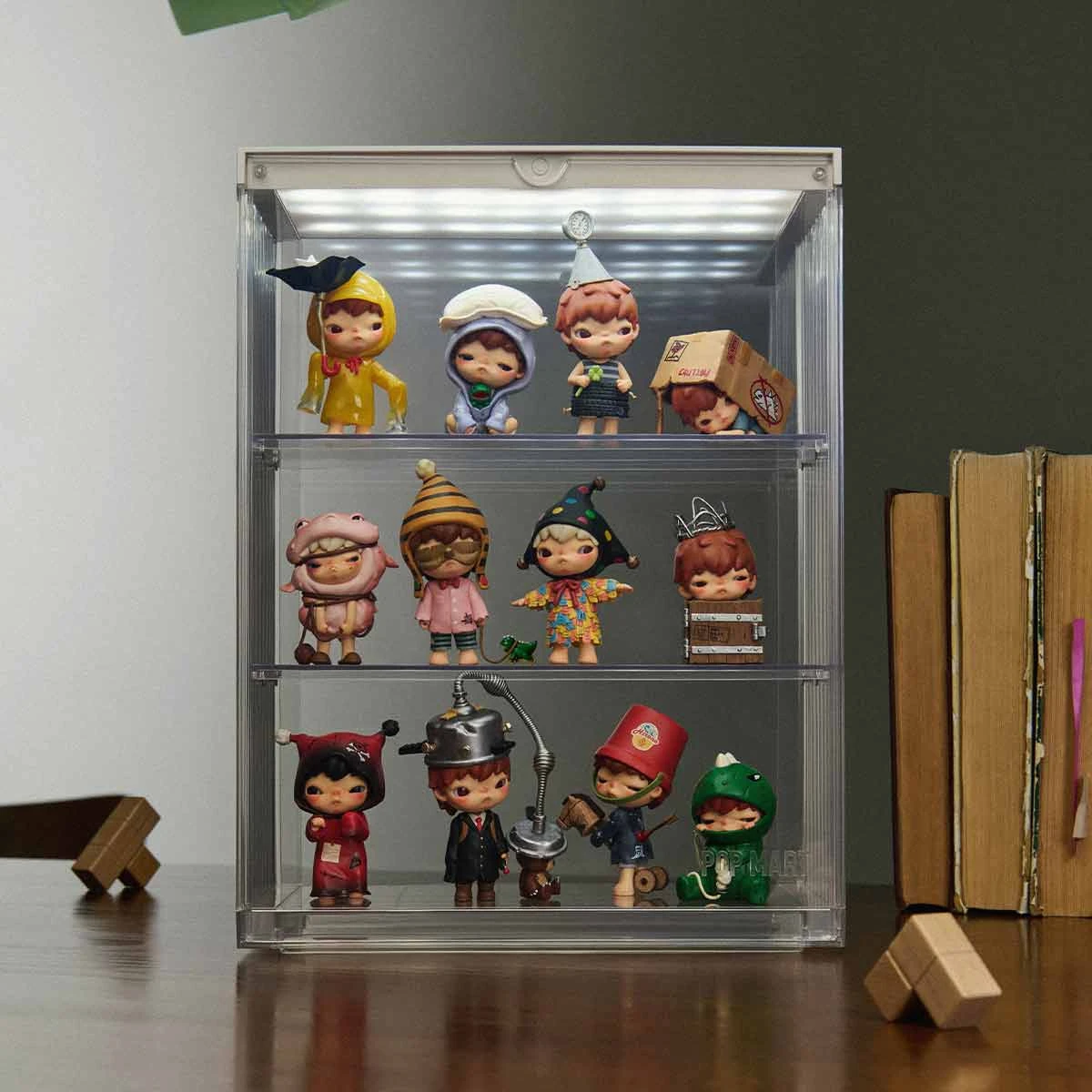POP MART 400% Assemblable Lighted Display Container - Image 3